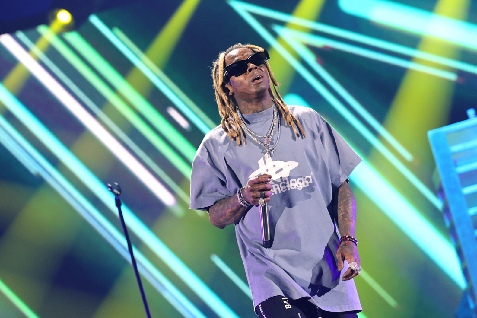 “Lil Wayne speaks out about the 2025 Super Bowl halftime show snub, saying, it broke me.”