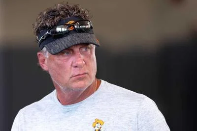 “Oklahoma State coach Mike Gundy reveals the truth about player compensation.”