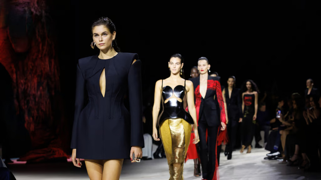 Paris Fashion Week 2024: Bold New Trends Unveiled on the Runway