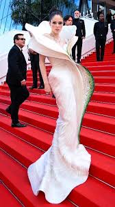 Coco Rocha Stuns with Sculptural Flower Gown at the 2024 Cannes Film Festival