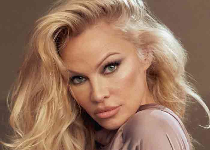 “Watching herself on the big screen is difficult for Pamela Anderson.”